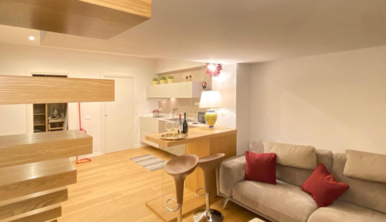 Palm'S House Apartment Наполи Екстериор снимка
